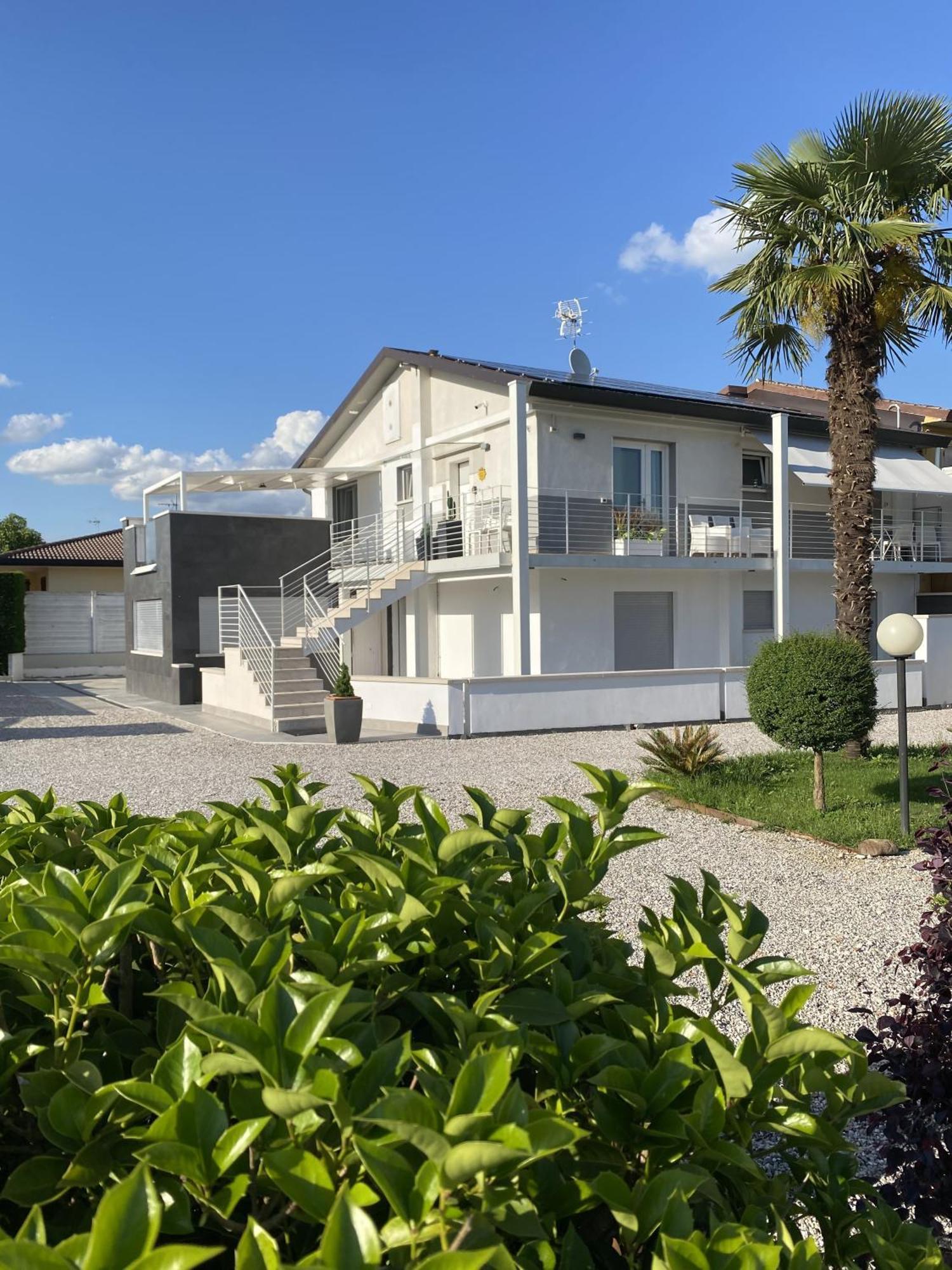 Meridien House Casalserugo Экстерьер фото